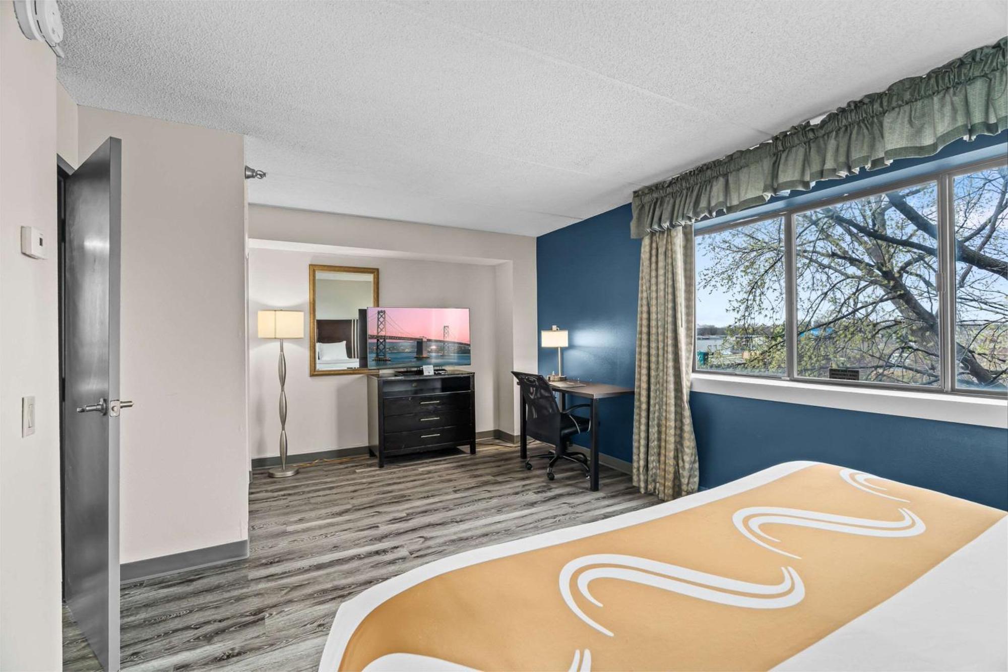 Quality Inn & Suites Mall Of America - Msp Airport Bloomington Exteriér fotografie
